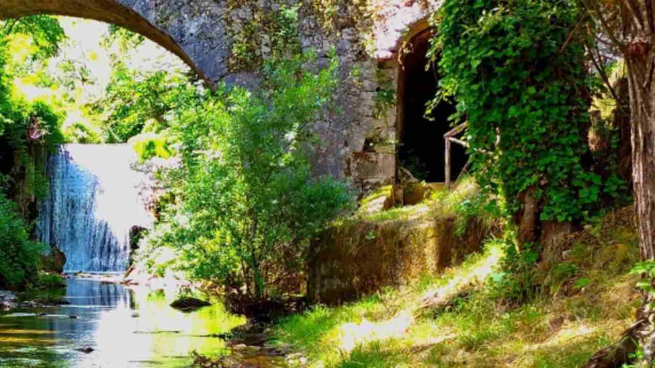 cascata-irpinia-fonteIG-Salernosera.it