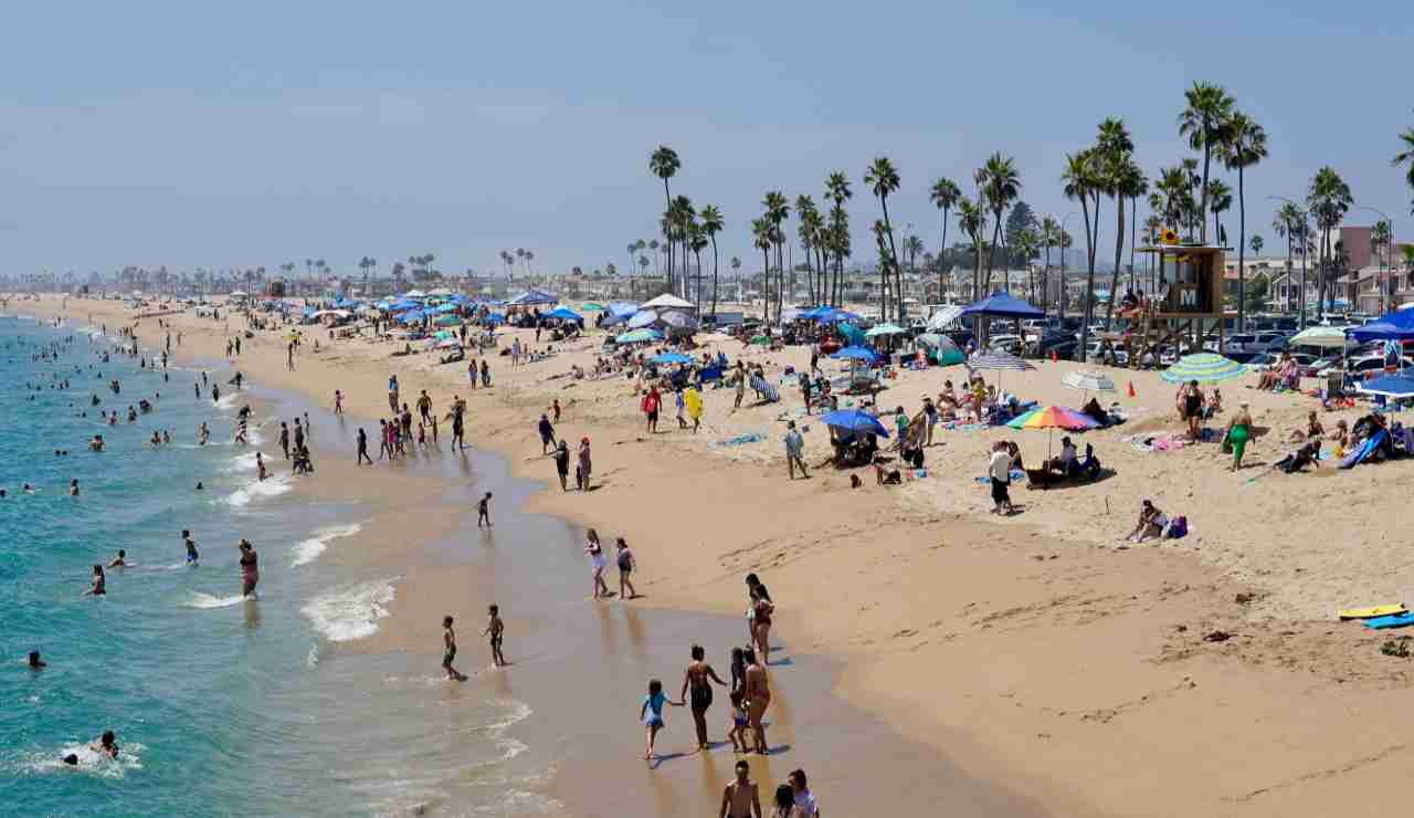 i napoletani non vanno più in spiaggia