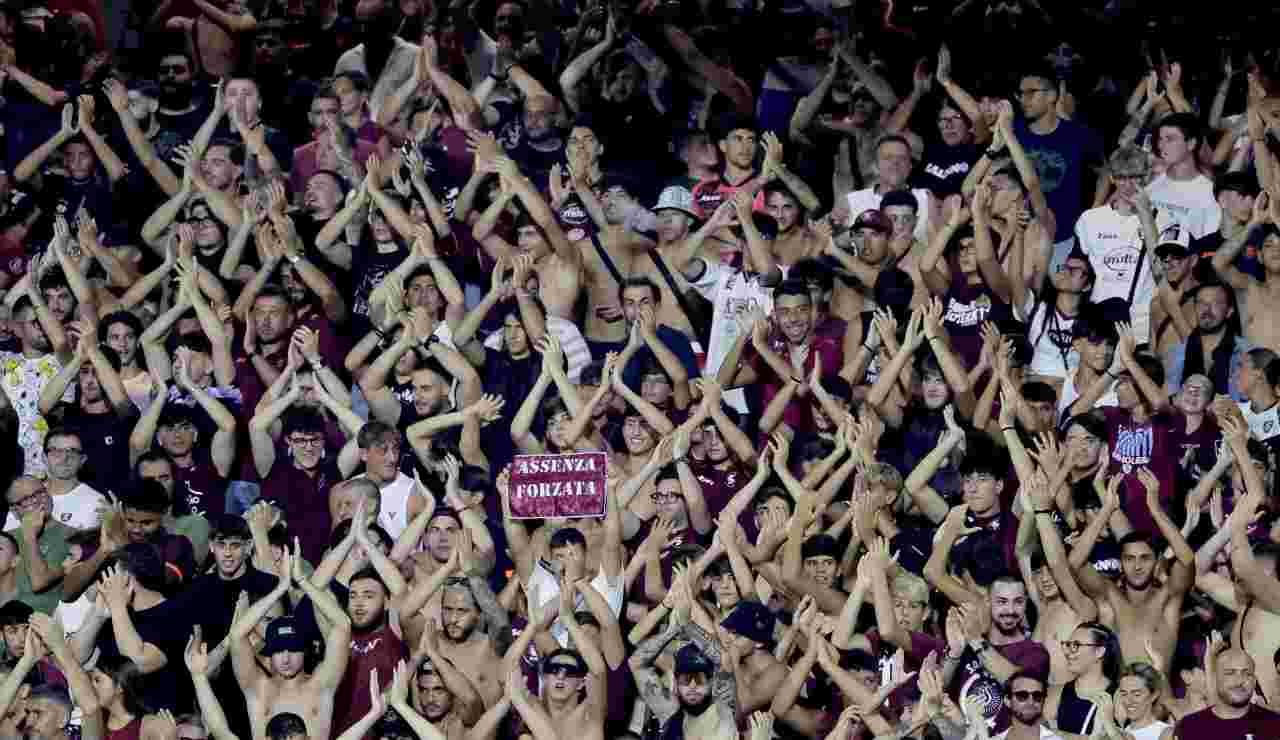 Tifosi Salernitana (LaPresse) - salernosera.it 