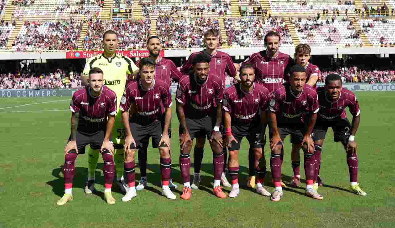 Giocatori Salernitana (LaPresse) - salernosera.it