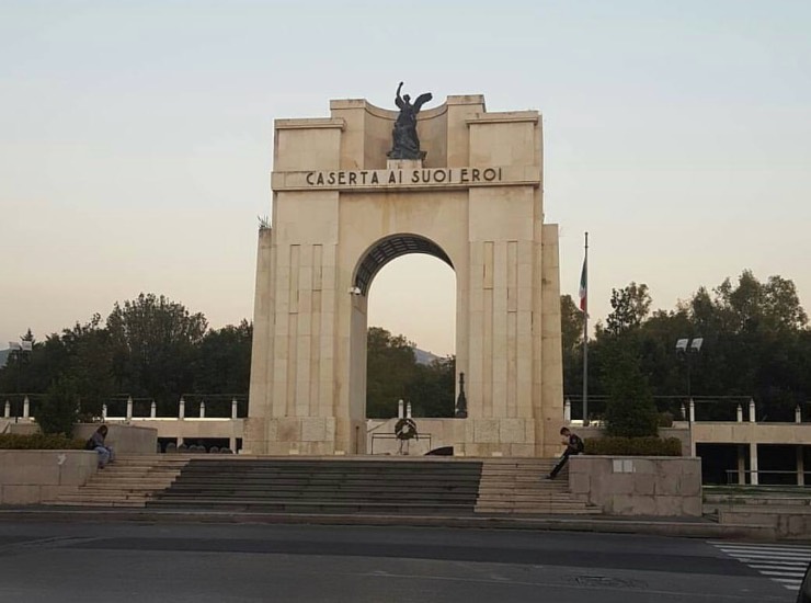 Monumento ai caduti Caserta