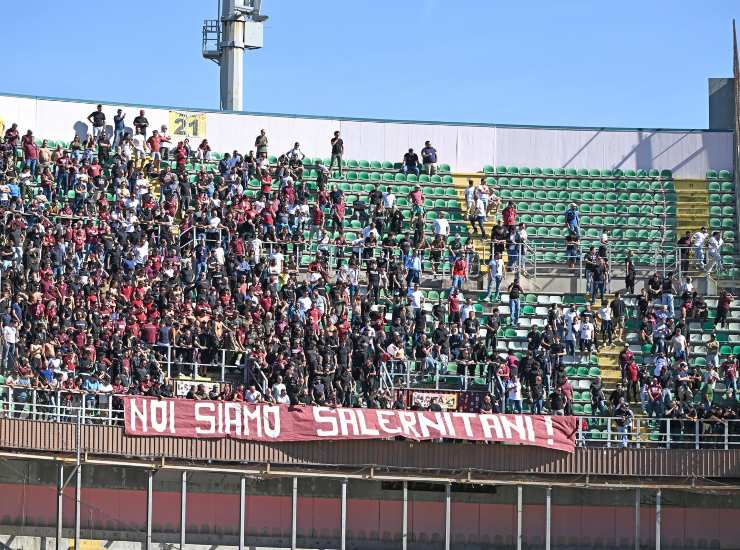 Tifosi salernitana (LaPresse) - salernosera.it 