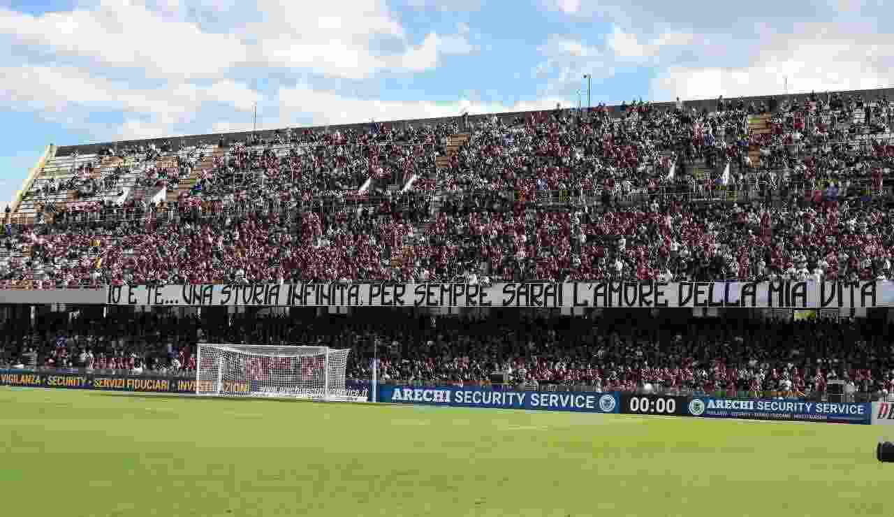 Curva Sud Salernitana (LaPresse) - salernosera.it 