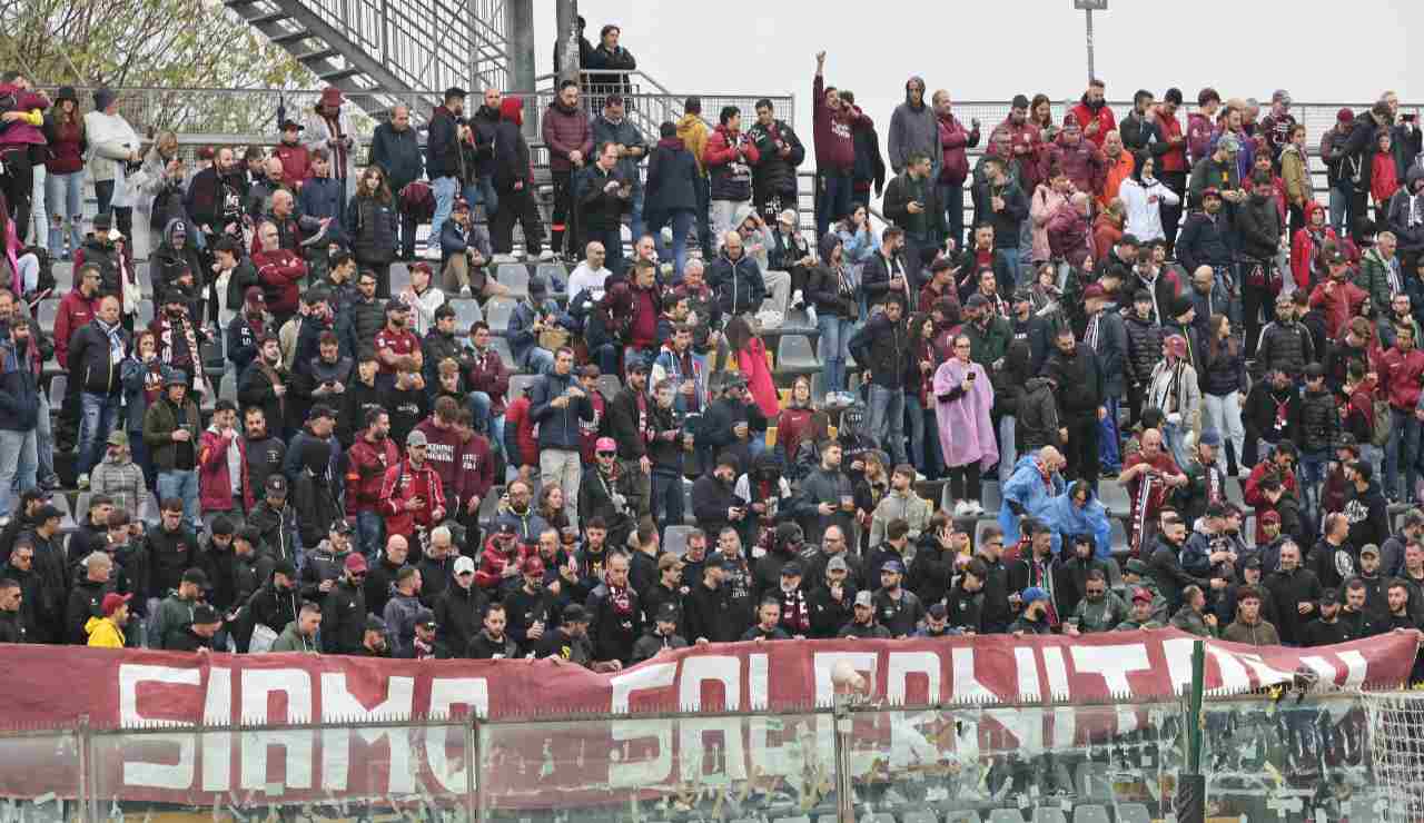 Tifosi Salernitana in trasferta (LaPresse) - salernosera.it 