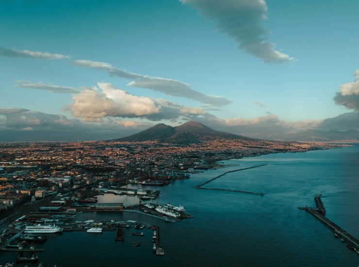 Vista su Napoli (Pexels) - salernosera.it