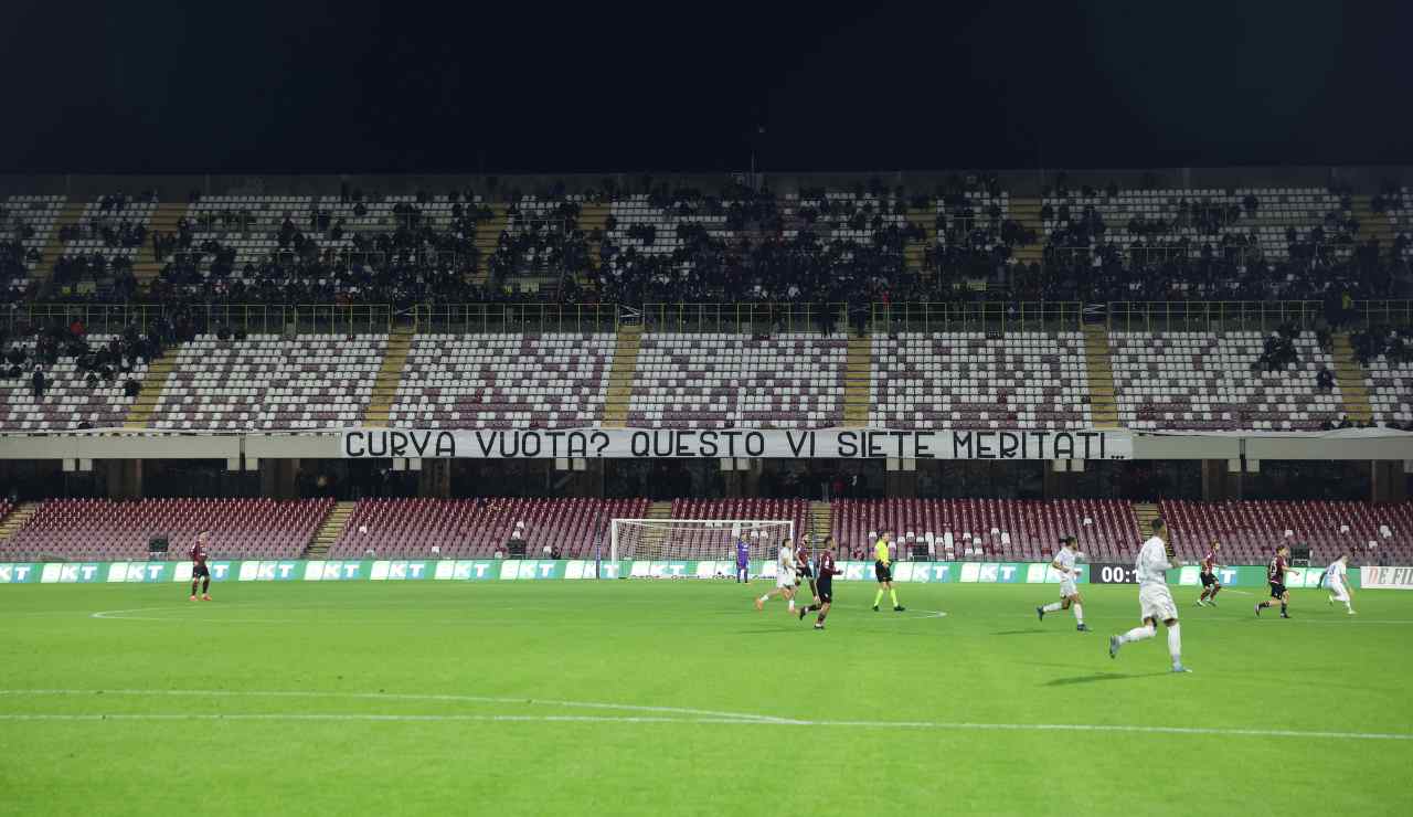 Curva Sud Stadio Arechi (LaPresse) - salernosera.it