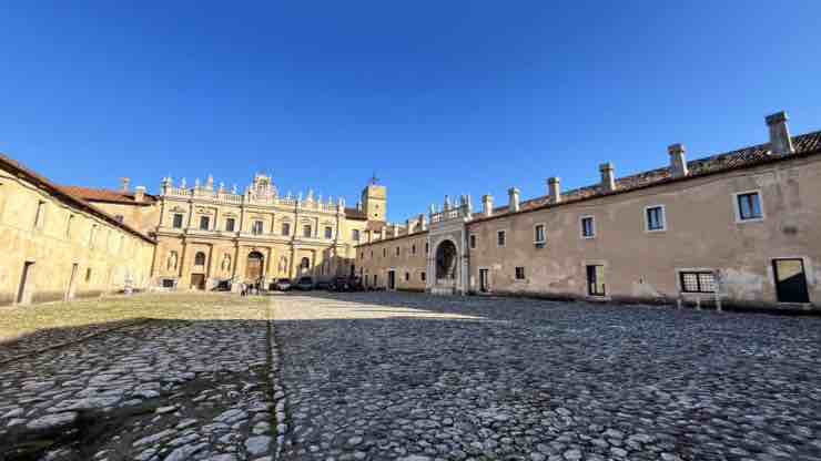 Certosa di San Lorenzo - fonte_Facebook - salernosera.it