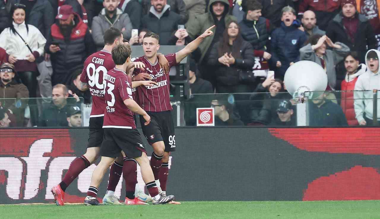 Esultanza giocatori Salernitana (LaPresse) - salernosera.it 