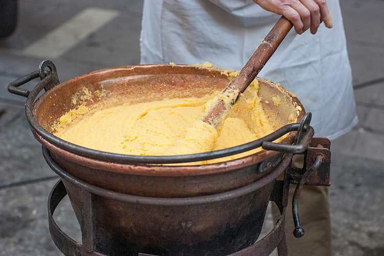 Polenta - fonte_canva - salernosera.it