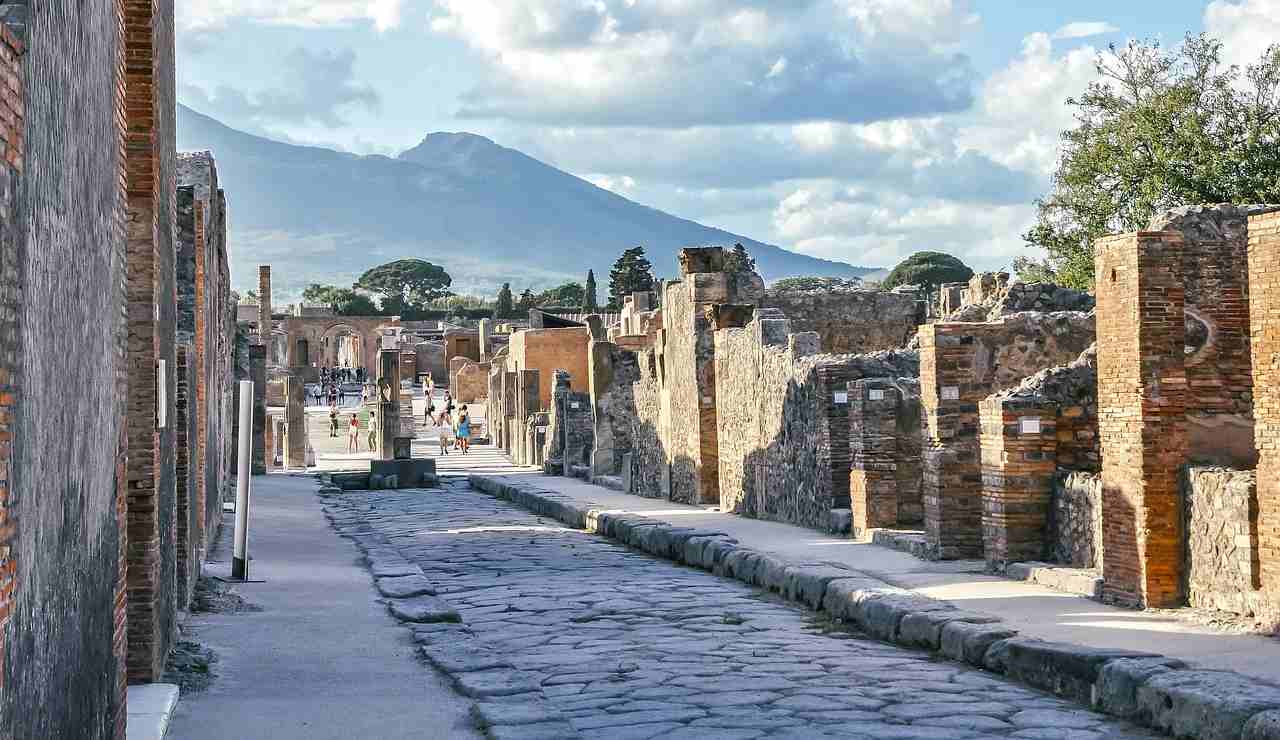 Pompei (Fonte Pixabay) - salernosera.it