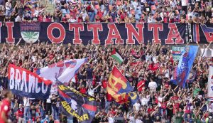 Tifosi Cosenza (LaPresse) - salernosera.it